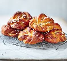Sourdough Swedish Cardamom Buns
