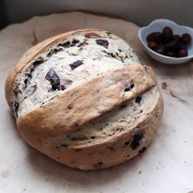 Greek Olive Loaf Eliopsomo